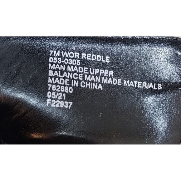 Worthington Wor Reddle SZ 7 Black Faux Leather Ankle Boots Buckle Strap Side Zip - Picture 7 of 10